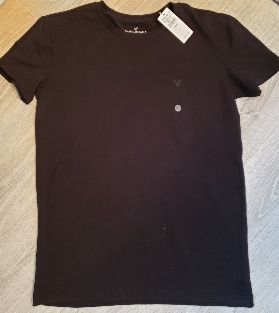 NWT American Eagle Tee- XS